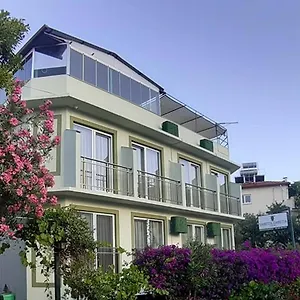 2* Hotel Caretta Caretta